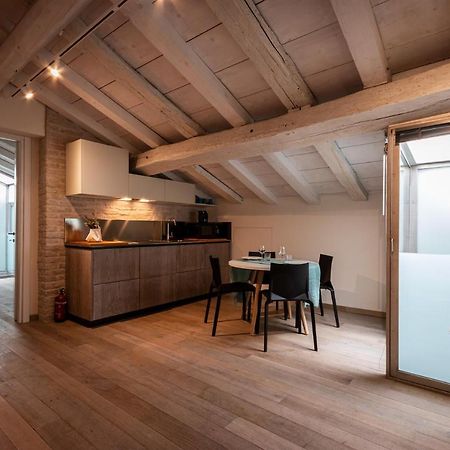 Smeraldo Suite - Smart Holiday Mantova Esterno foto