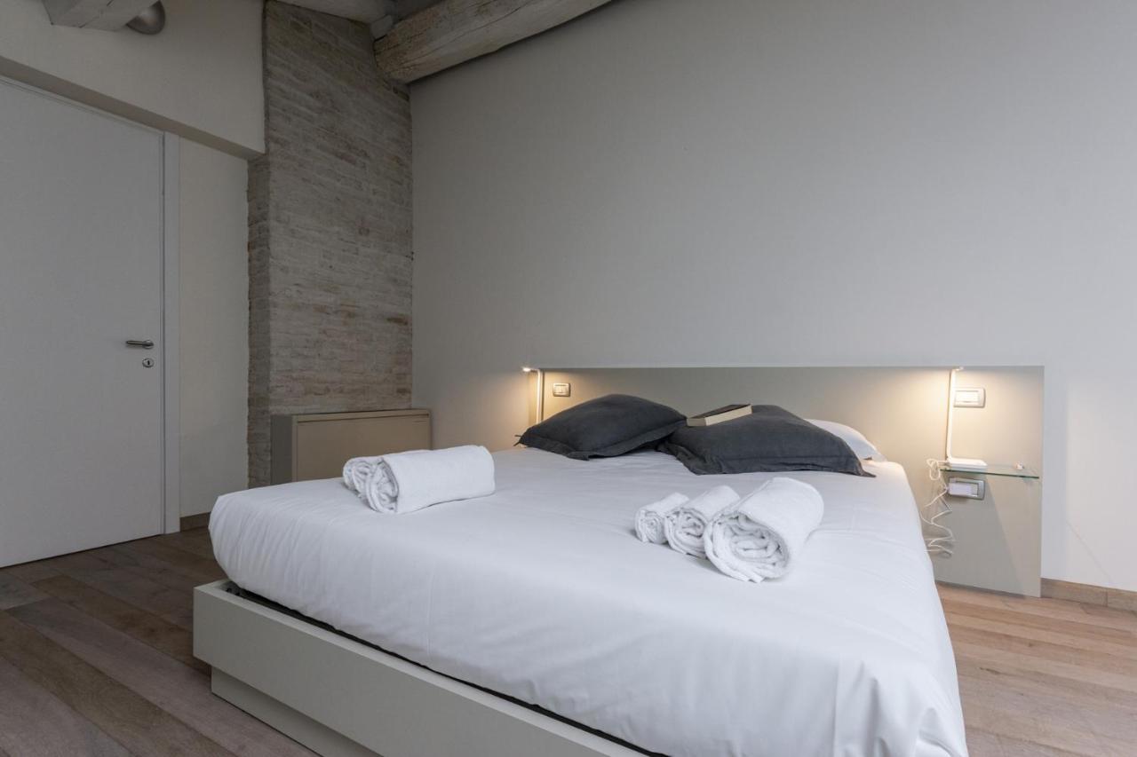 Smeraldo Suite - Smart Holiday Mantova Esterno foto